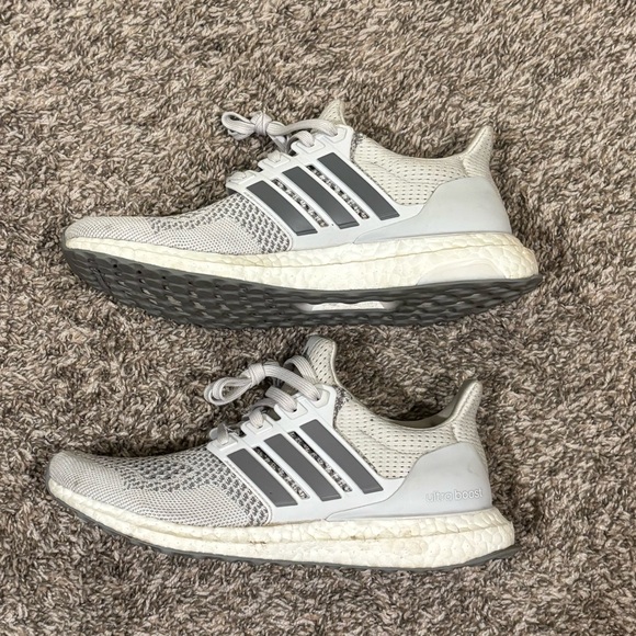 Adidas Ultraboost 1.0 women’s size 7.5 EXCELLENT CONDITION - Picture 3 of 8